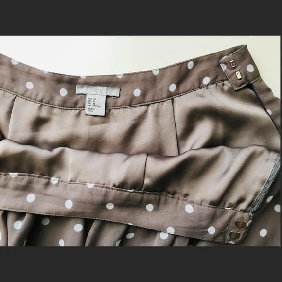H&M brown polka dots A-line pleated mini skirt size 10 - Picture 4 of 12
